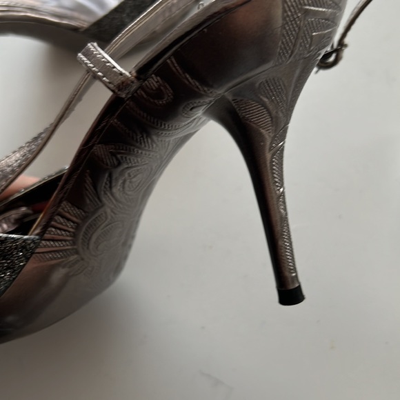 Luxury pumps sandals from le château size 10 - Picture 6 of 6